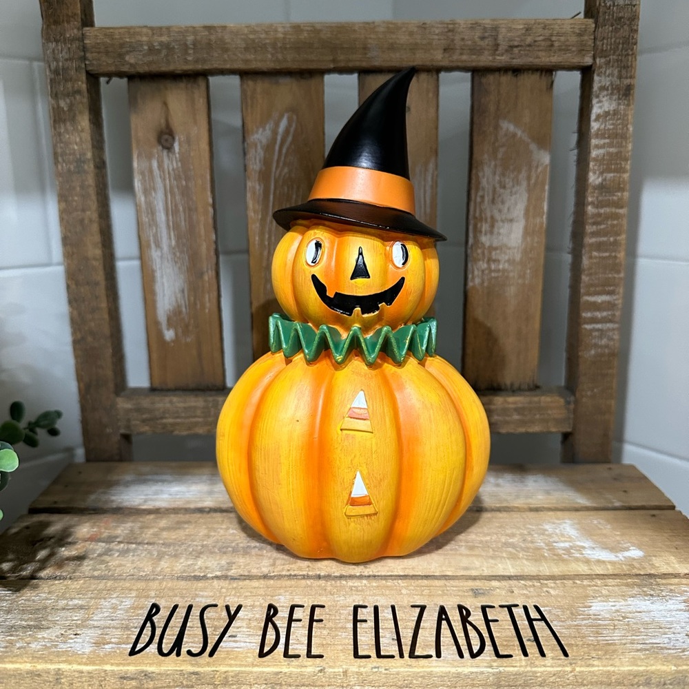 🆕 Halloween 🎃 Pumpkin Resin Decor! - Picture 9 of 10